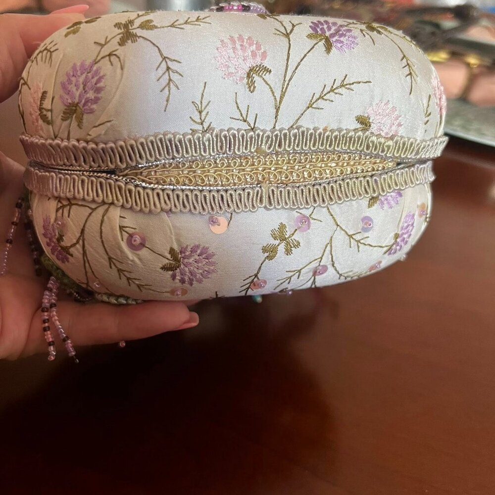 Petite Mary Frances Handbag Retired Vintage - Picture 5 of 6